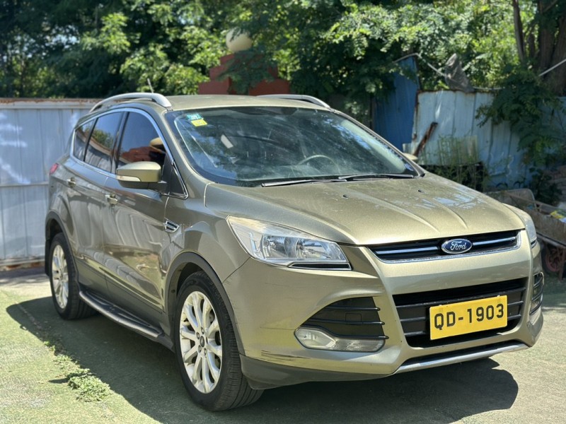 青岛15年福特翼虎3