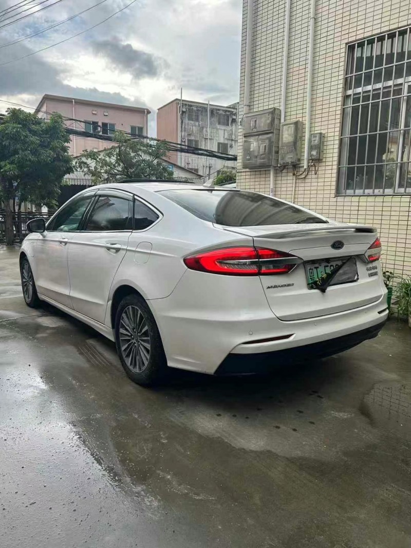 东莞20年福特蒙迪欧9