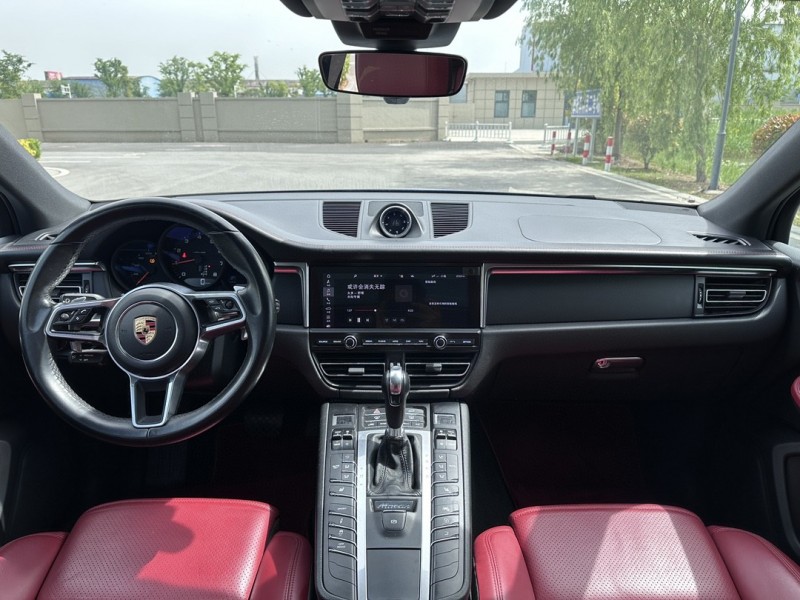 盐城20年保时捷Macan6