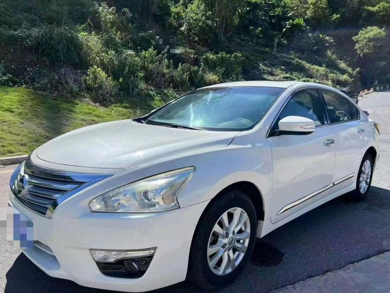 龍巖15年日產天籟2