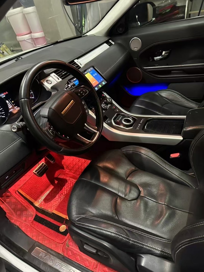 青岛13年路虎极光9