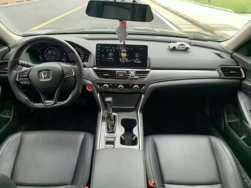 广州22年本田雅阁5