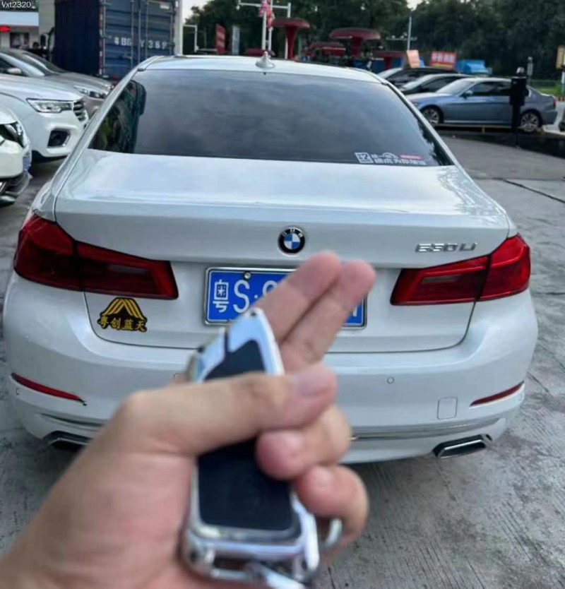 广州18年宝马5系4