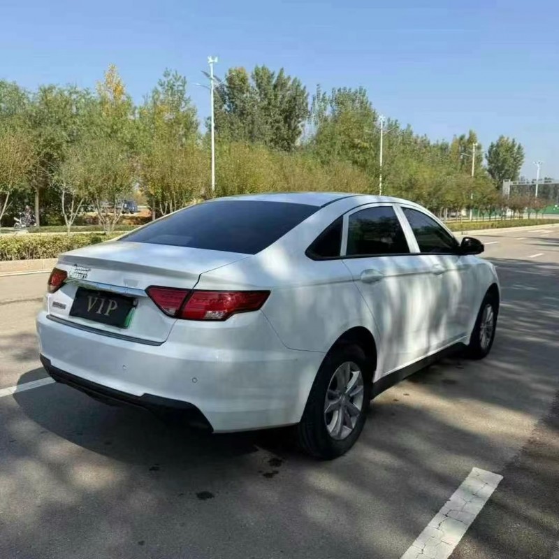 济宁23年吉利帝豪EV5