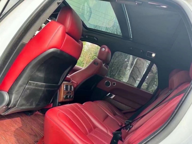 济宁13年路虎揽胜行政4