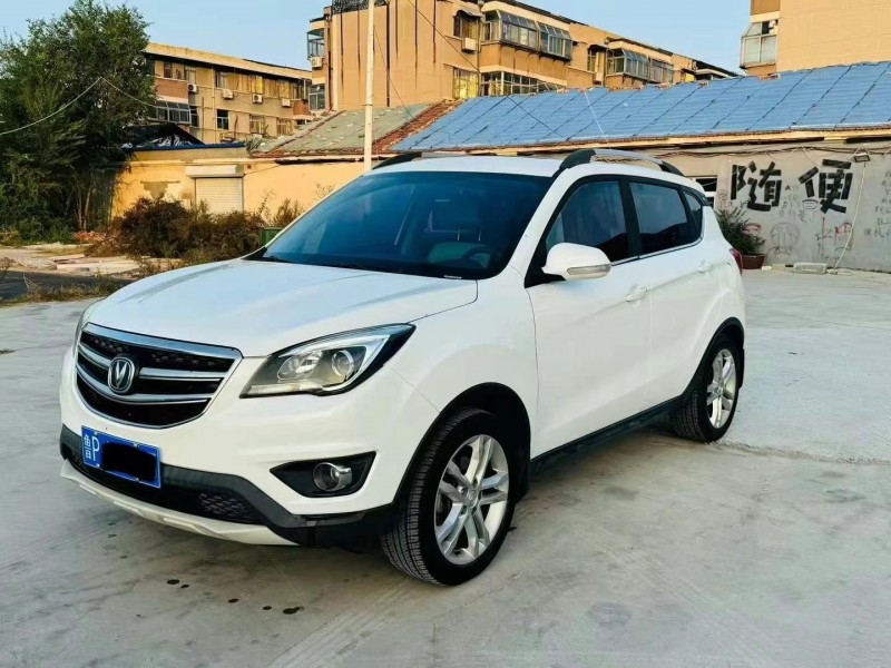 泰安17年長安汽車CS352