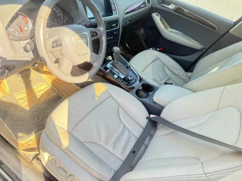 广州11年奥迪Q56