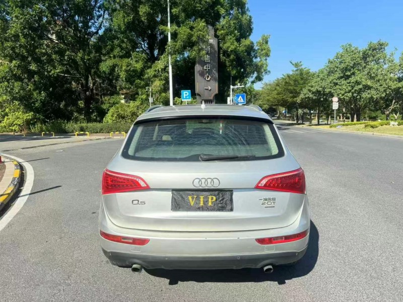 广州11年奥迪Q59