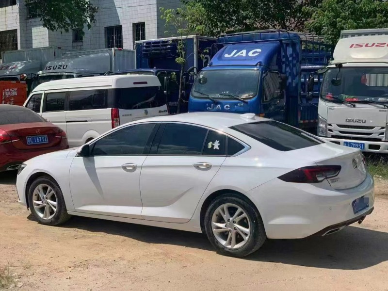 广州22年别克君威7