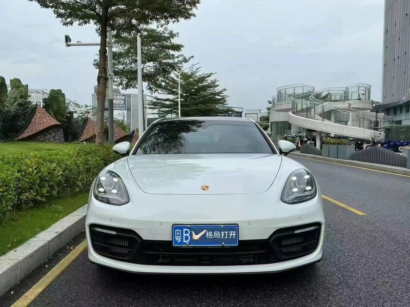 深圳23年保时捷帕拉梅拉1