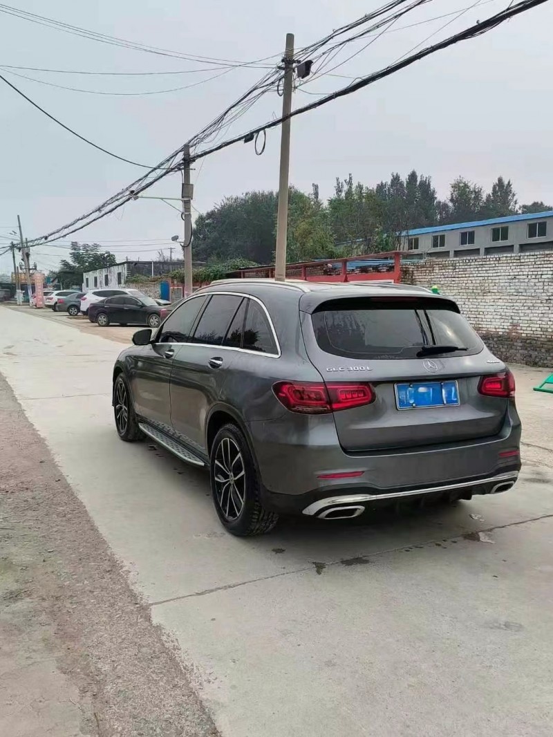 潍坊19年奔驰GLC7