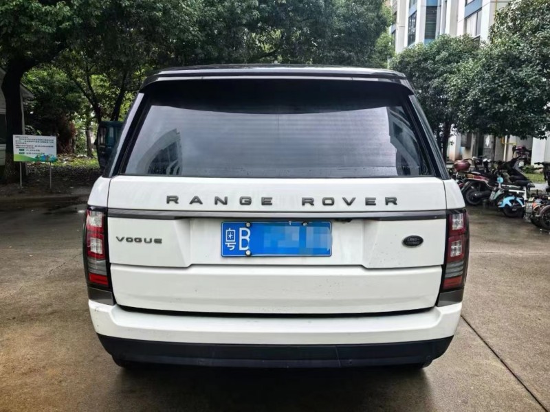 深圳17年路虎揽胜行政9