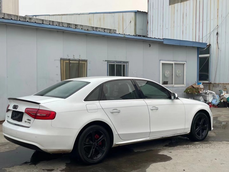 济宁15年奥迪A4L7