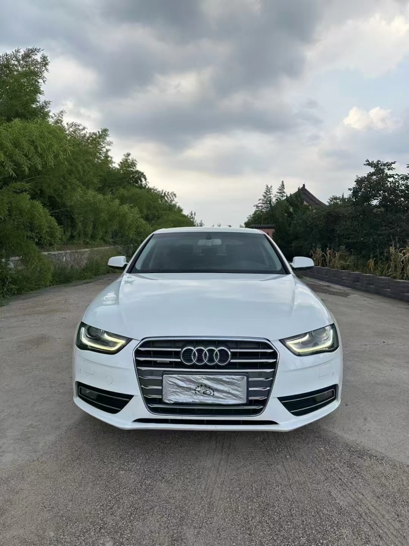 青岛15年奥迪A4L1