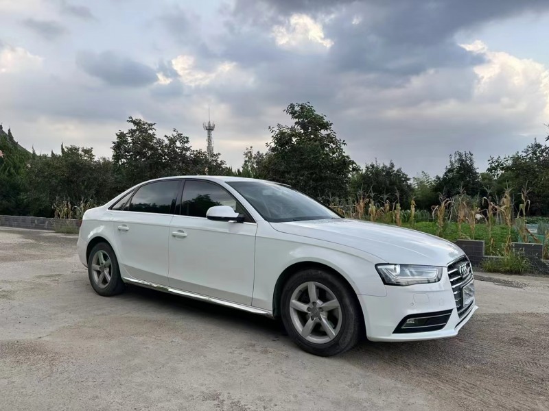 青岛15年奥迪A4L3