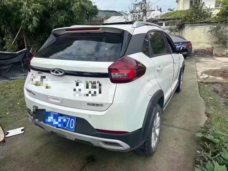 成都21年奇瑞瑞虎8