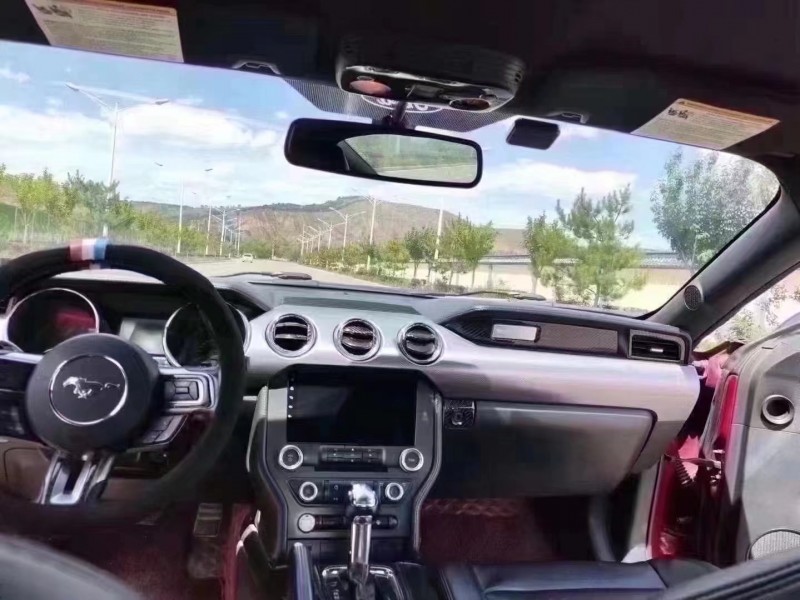 济宁17年福特野马5