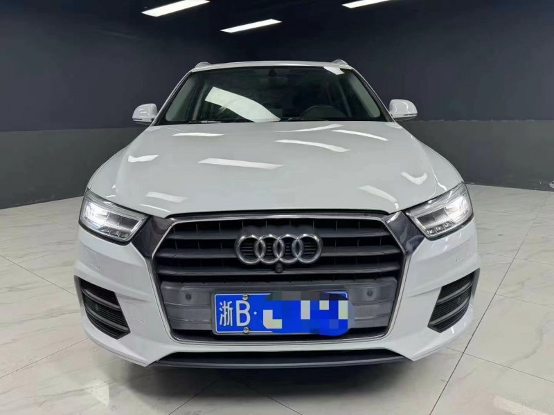 成都18年奥迪Q31