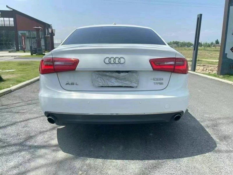 青岛14年奥迪A6L8