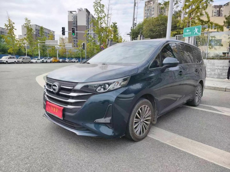 成都20年传祺M63