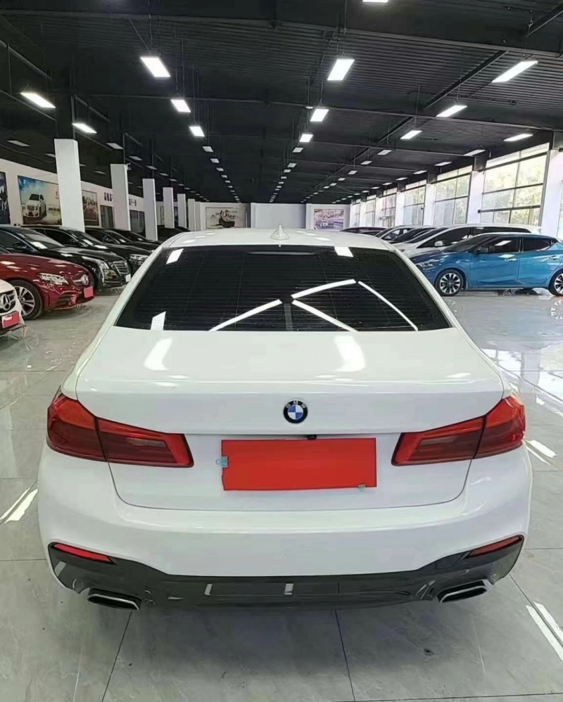 保定18年宝马5系9