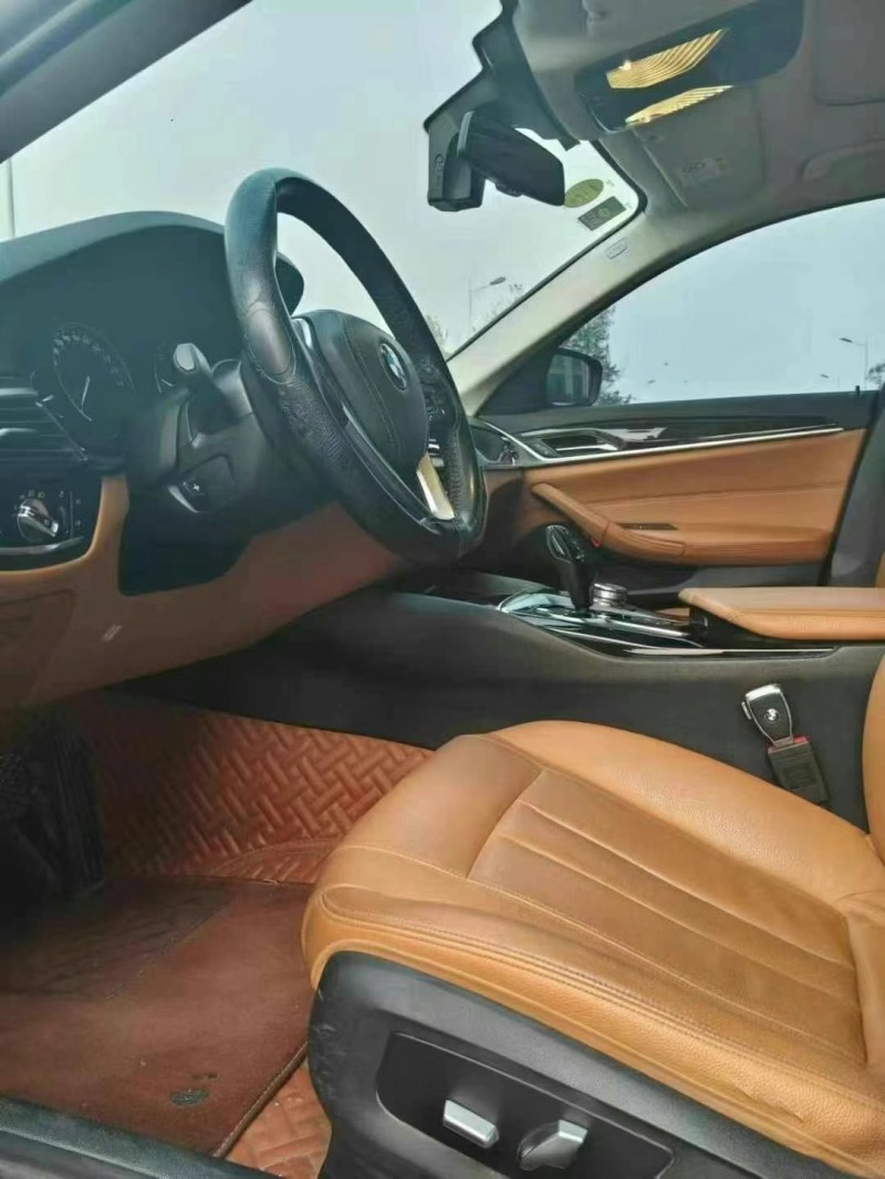 保定18年宝马5系7