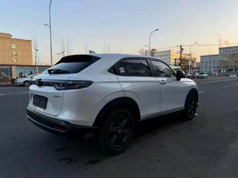 济宁23年本田XRV5