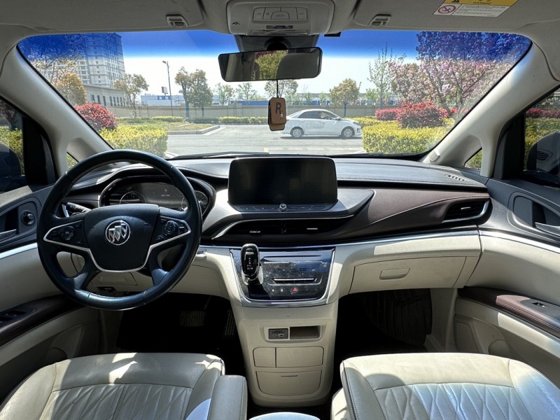 盐城22年别克GL86