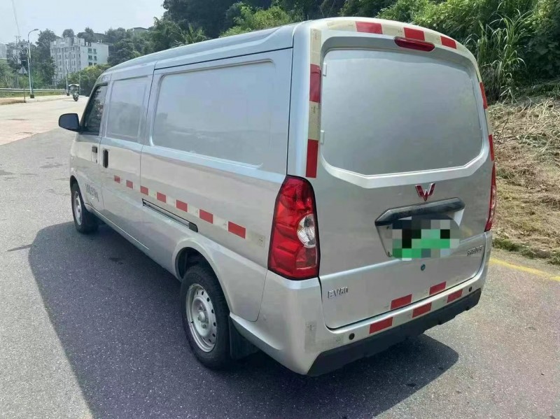 漳州23年五菱汽車新能源6