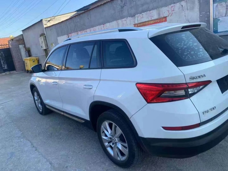 济宁18年斯柯达柯迪亚克7