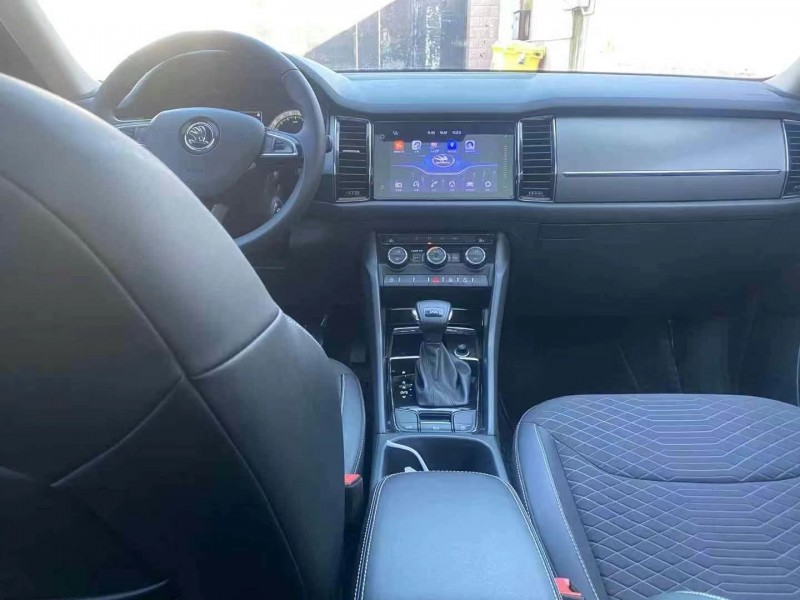 济宁18年斯柯达柯迪亚克8