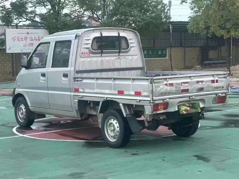 汕頭16年五菱汽車榮光9