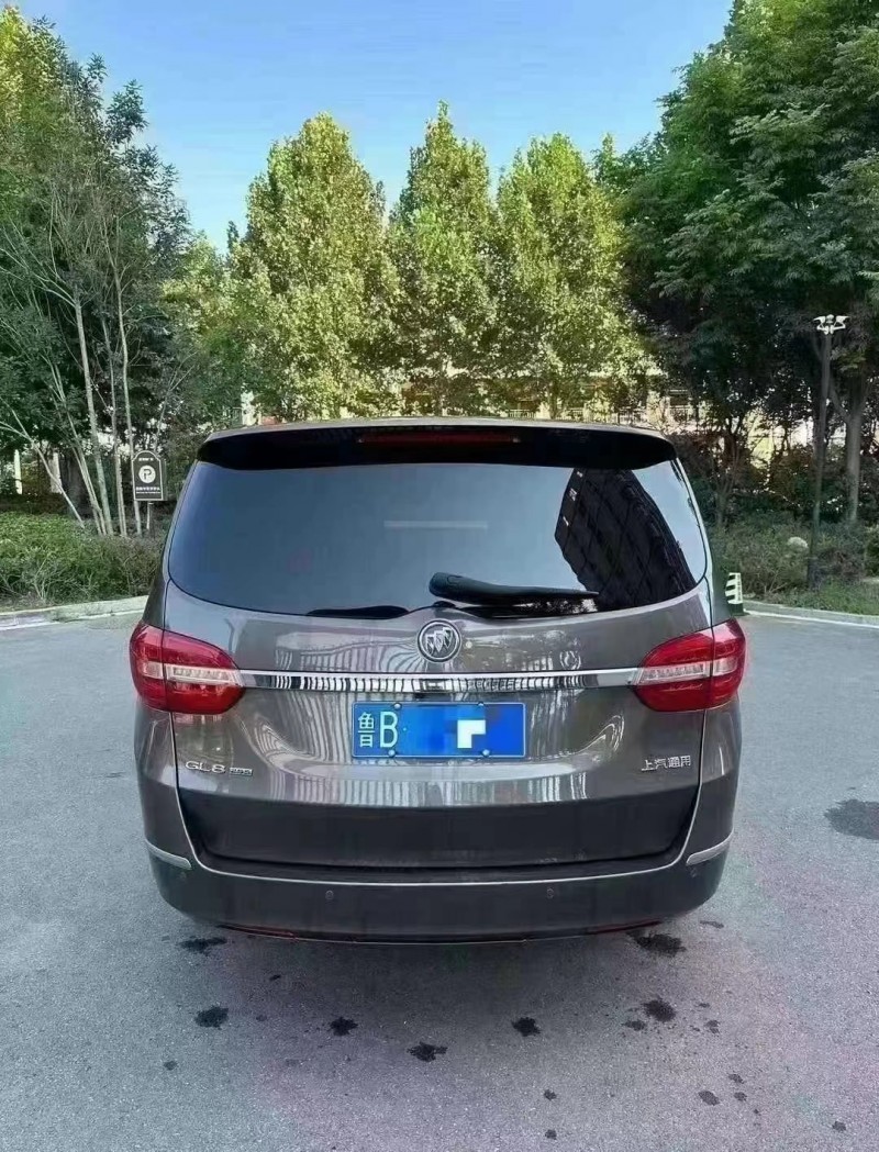 青岛17年别克GL89