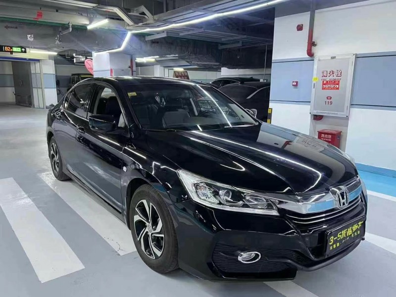 广州18年本田雅阁2