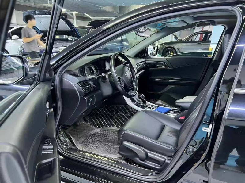 广州18年本田雅阁4