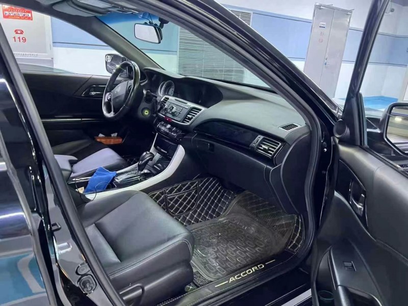 广州18年本田雅阁6