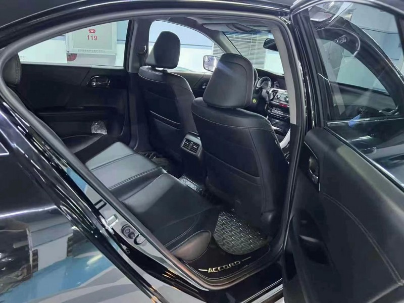 广州18年本田雅阁7