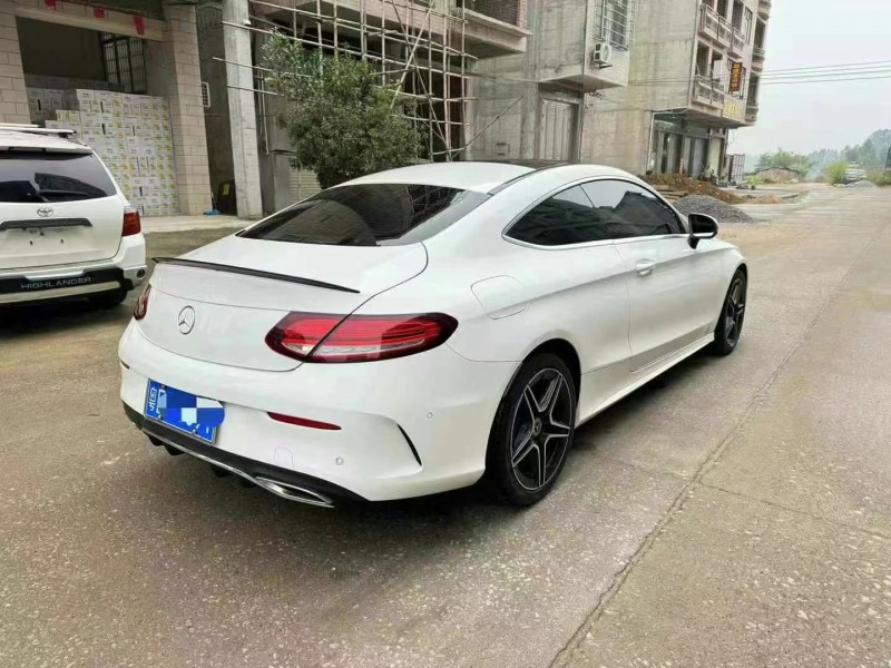 广州19年奔驰C7