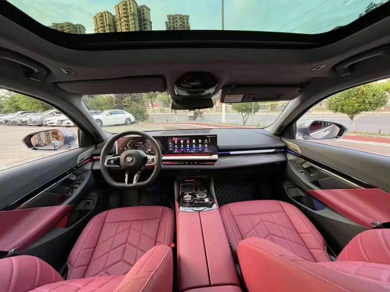 广州24年宝马5系4