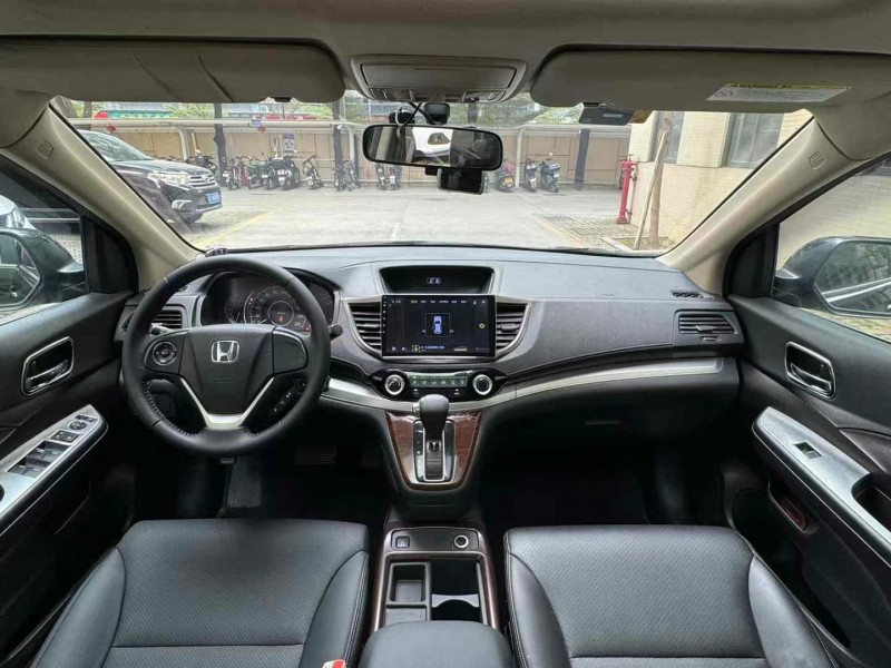 佛山16年本田CRV8