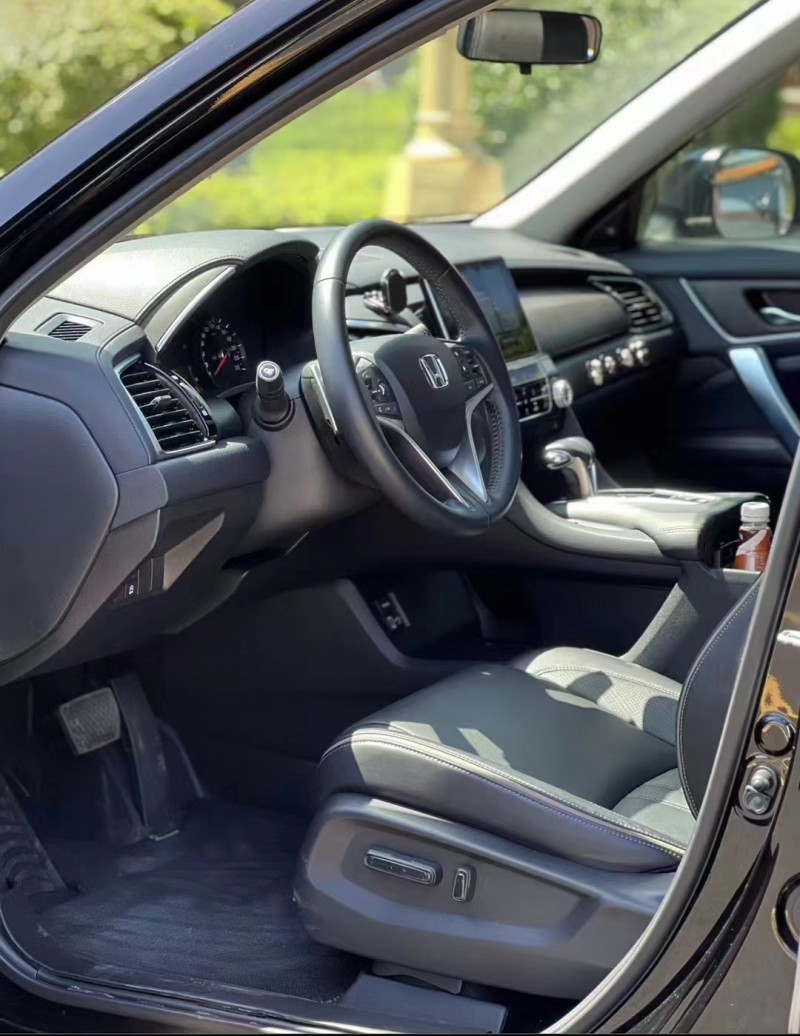 济宁23年本田冠道5