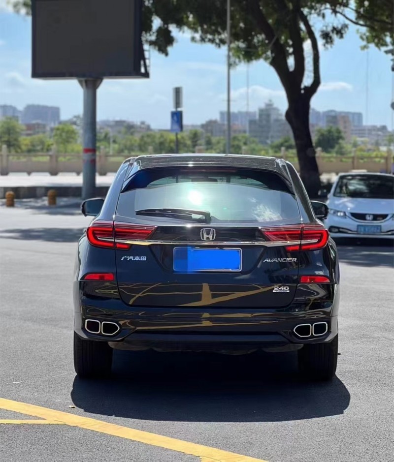 济宁23年本田冠道9