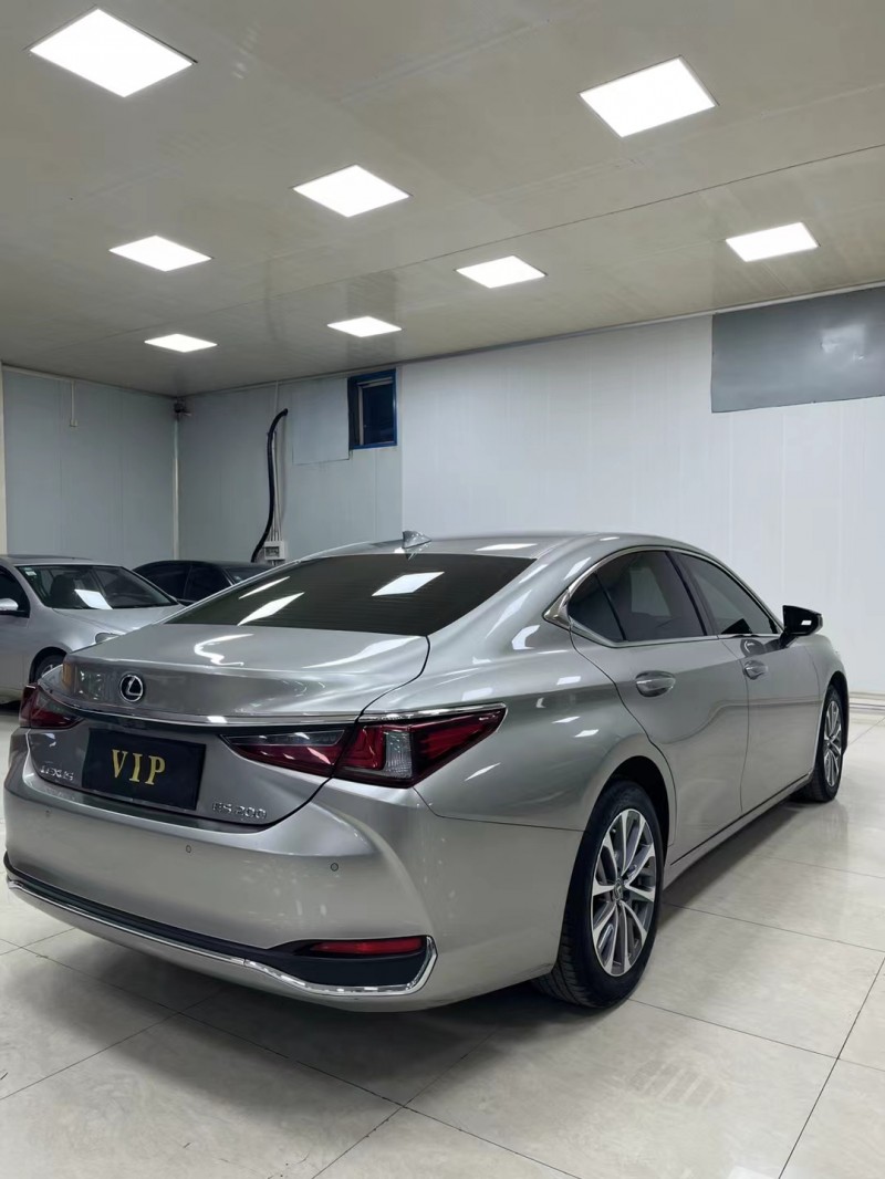 廊坊22年雷克萨斯ES5