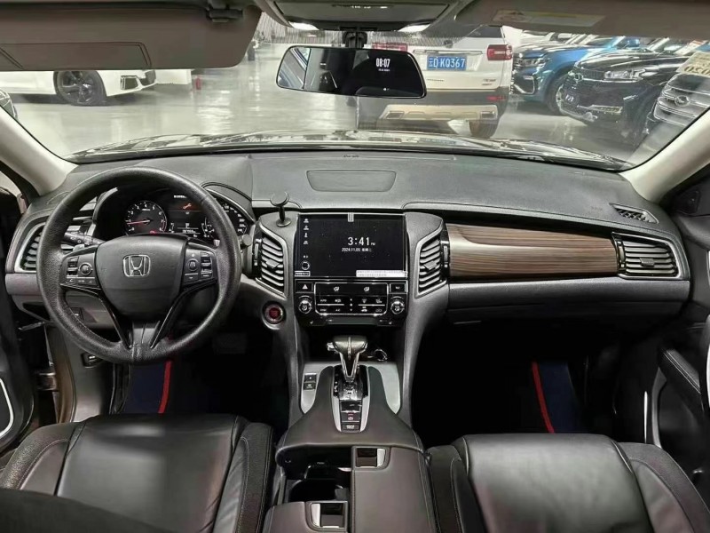 潍坊18年本田冠道5