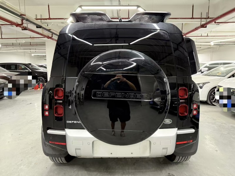 广州23年路虎卫士9