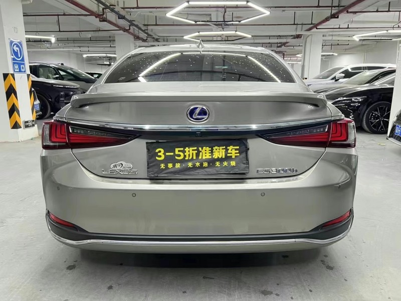 广州22年雷克萨斯ES8