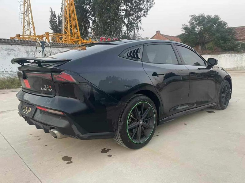 焦作22年長安汽車UNI-V7