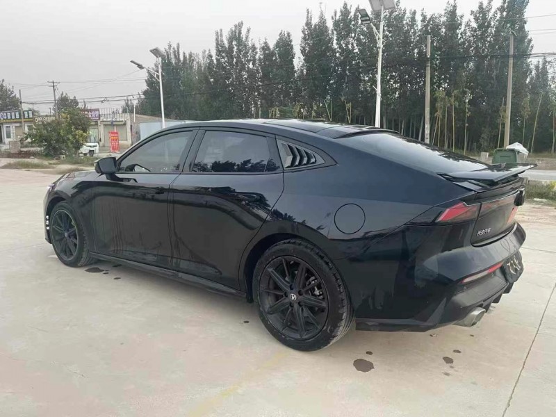 焦作22年長安汽車UNI-V8
