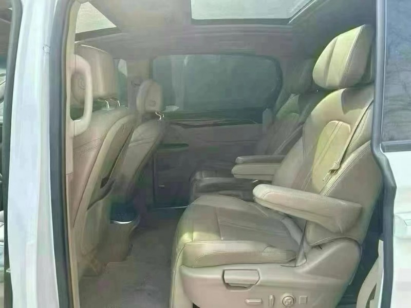 徐州21年别克GL85