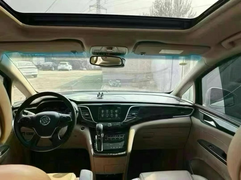 徐州21年别克GL86